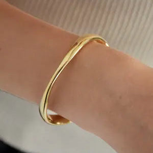 Armreif „curved“ - Stainless Steel in Silber