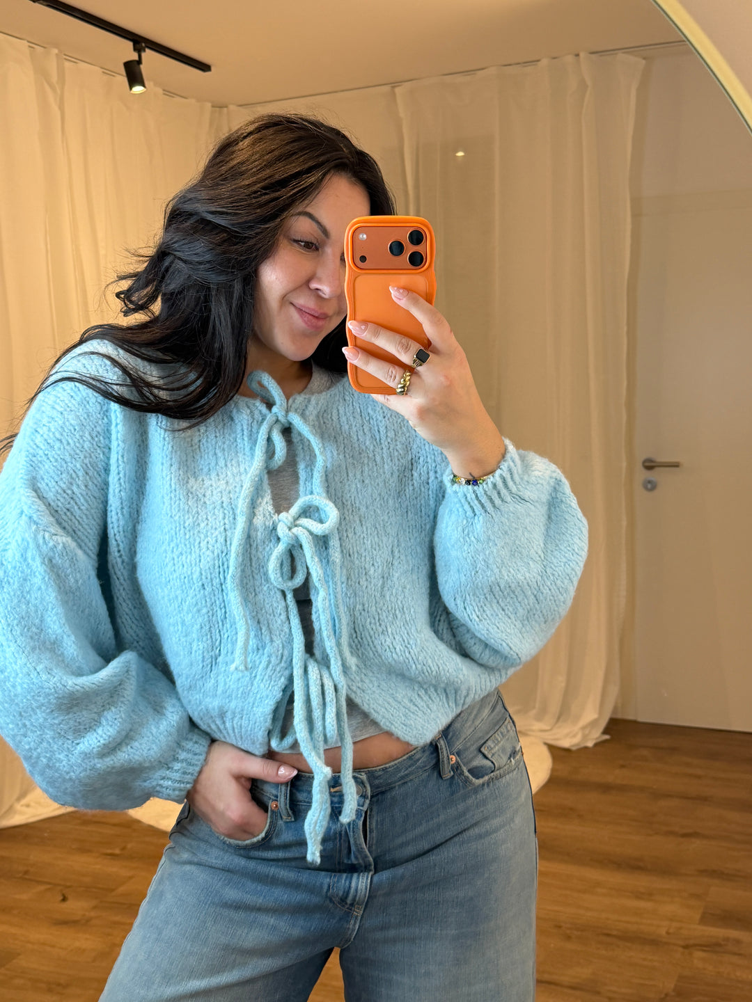 Oversized Cardigan mit Schleifen in verschiedene Farben