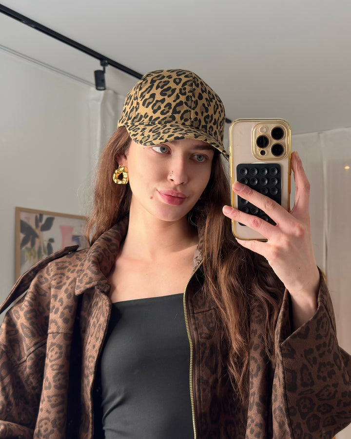 Leo Cap