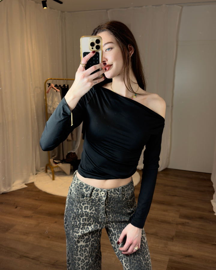 Longsleeve Off Shoulder