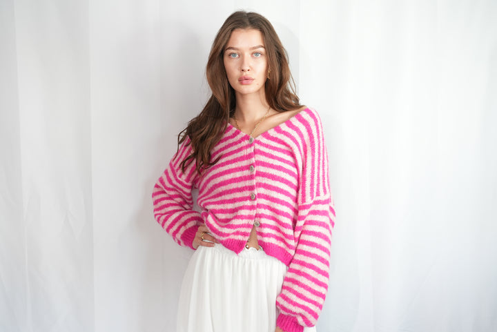 Cardigan mit Streifen in vielen Farben